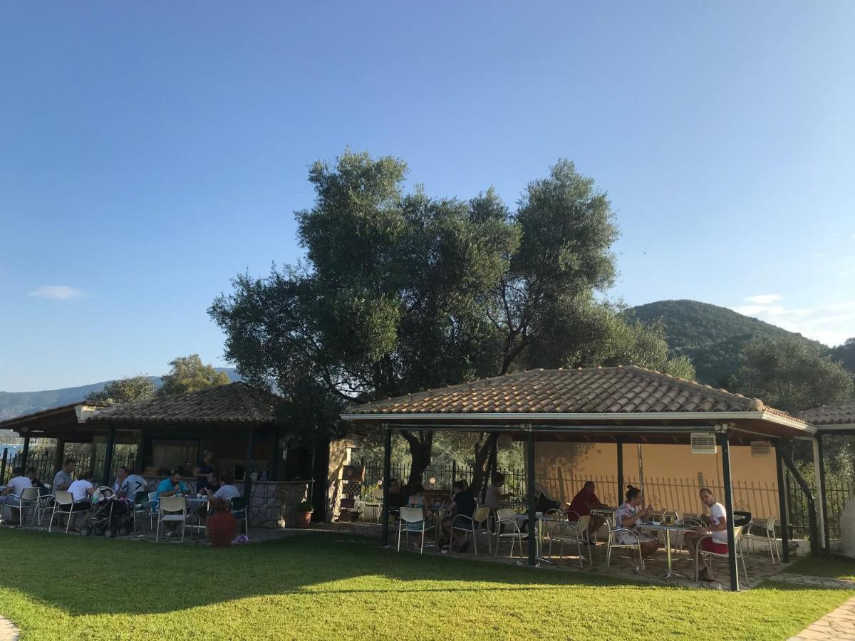 Villa Agni Yénion Buitenkant foto