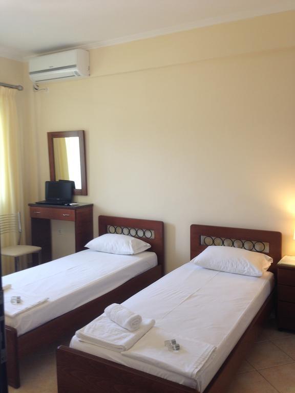 Villa Agni Yénion Kamer foto
