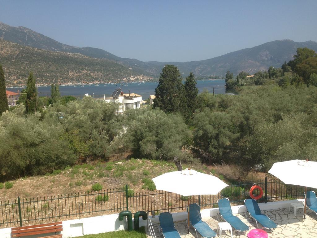 Villa Agni Yénion Buitenkant foto