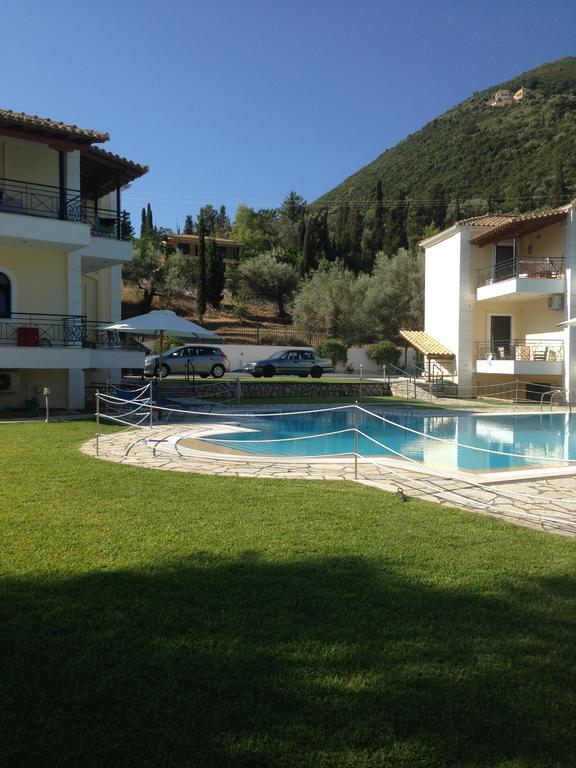 Villa Agni Yénion Buitenkant foto